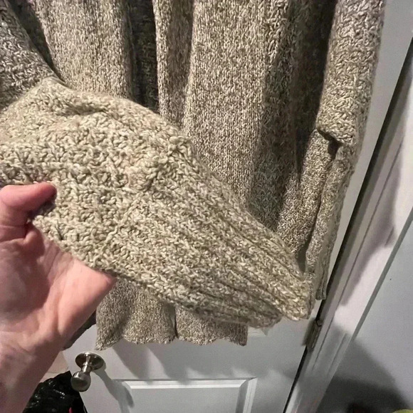 Angel of the North Oversized Sweater Cardigan - Medium - Picture 3 of 8